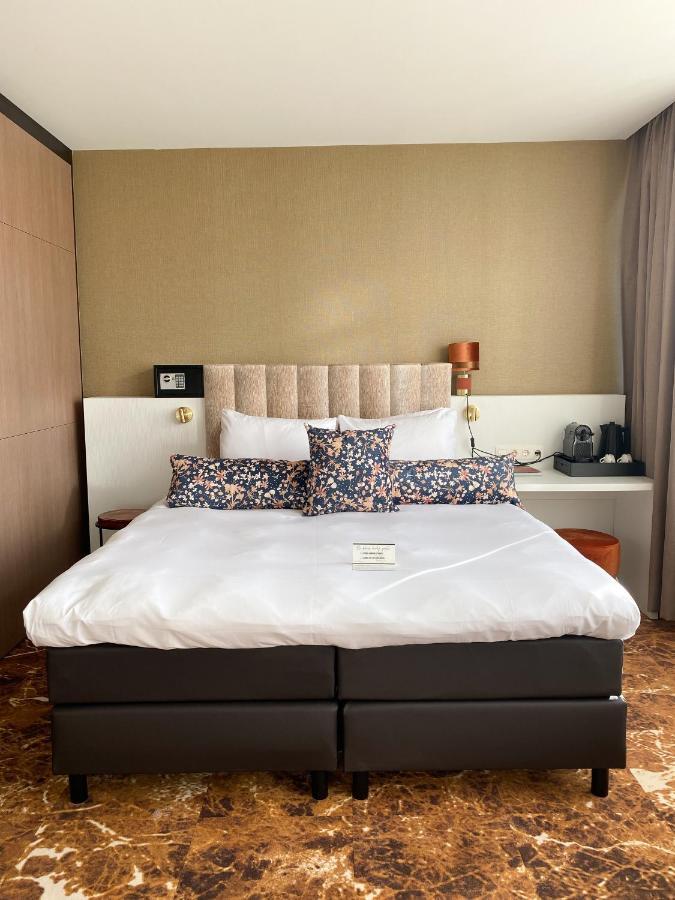 Double Room,1194897709:JPEG